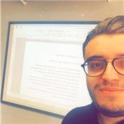 Professeur expérimenté dans le domaine des sciences